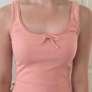 Pink tank top